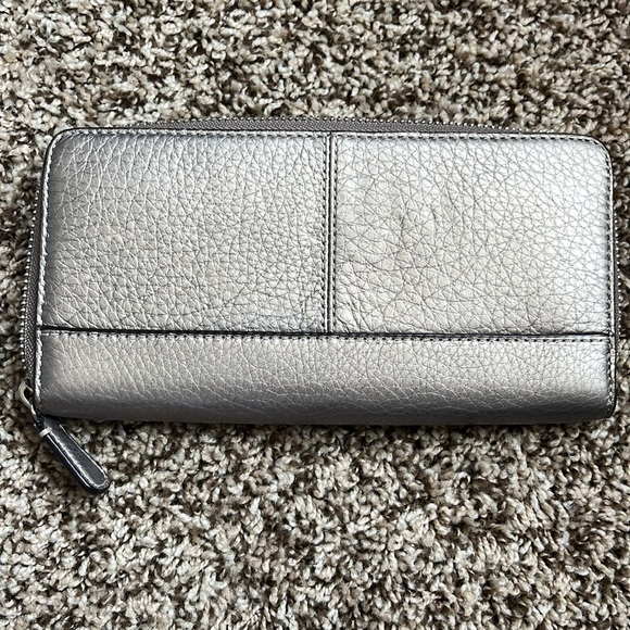 Mute Gray COACH wallet - Picture 5 of 6